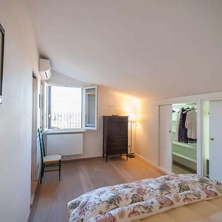 Apartment Guesthost - Exclusive Duomo View